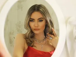 BeckyRays nude online